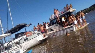 Photo of Fiesta clandestina: un yate casi se hunde en el río Paraná