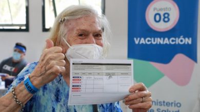 Photo of «Vacunar, vacunar y vacunar»: la estrategia para enfrentar un «tsunami» de coronavirus