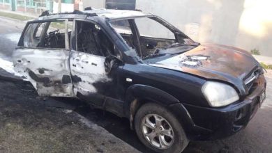 Photo of Prendieron fuego un auto y quedó totalmente destruido