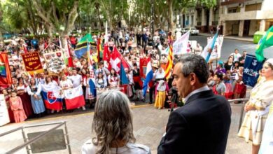Photo of Con su tradicional desfile se puso en marcha Colectividades 2022