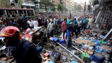 Photo of Al menos 16 muertos por explosión en un edificio comercial en Bangladesh