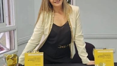 Photo of María Fernanda Álvarez presentó su libro de Turismo en Santa Fe: «Puse sobre la mesa el corazón del trabajo de planificación”