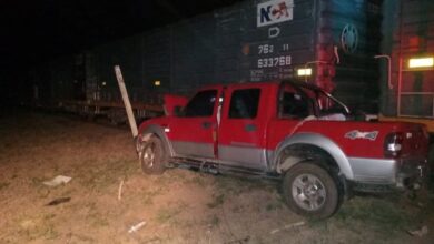 Photo of Una camioneta fue embestida por un tren en Arrufó