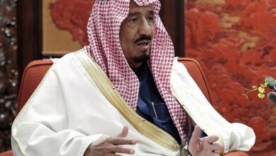 Photo of Arabia Saudita: condenaron a muerte a un hombre por haber criticado al rey y su hijo
