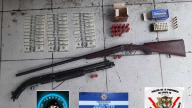 Photo of Rosario: secuestraron cinco armas de fuego y dólares